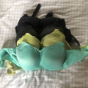 Lot of 4 VSC Sport Bras 38dd